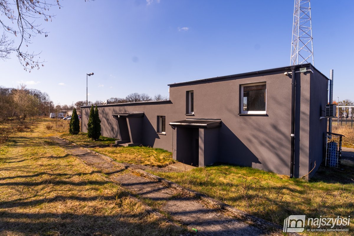 Goleniów- budynek handlowo- usługowy na wynajem (22)