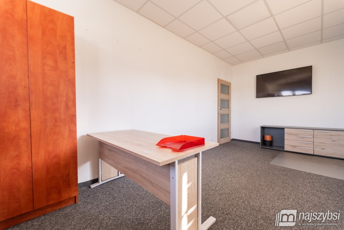 Goleniów- budynek handlowo- usługowy na wynajem (7)