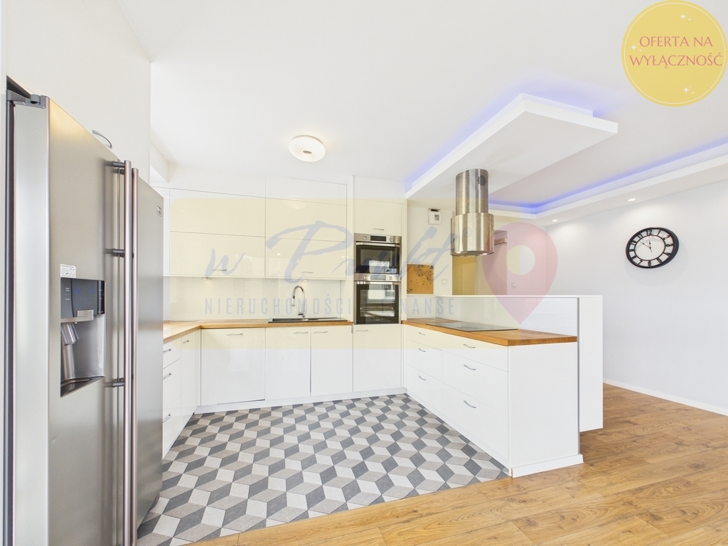 3 pokojowe mieszkanie z pięknym widokiem (3)