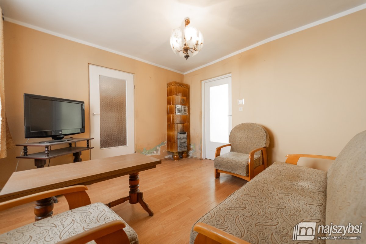 Chojna- dom do remontu z dużą działką (1)