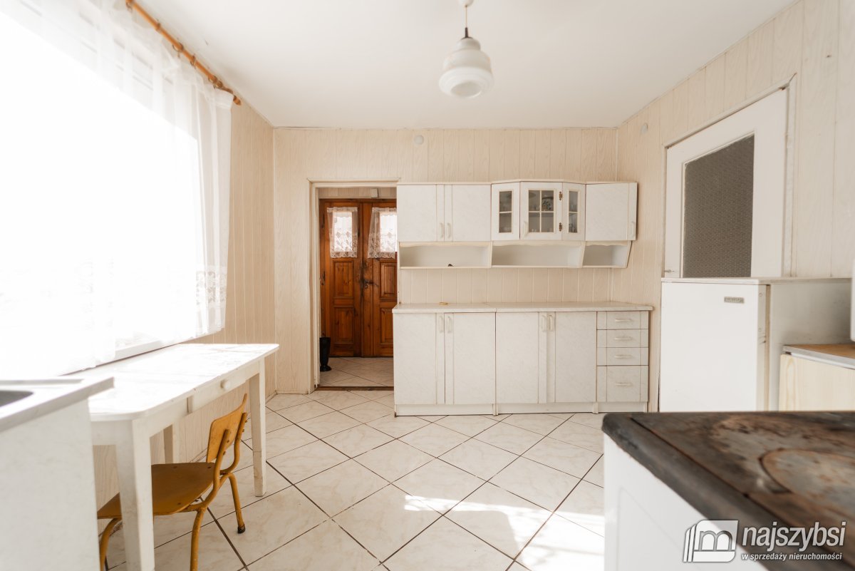 Chojna- dom do remontu z dużą działką (14)