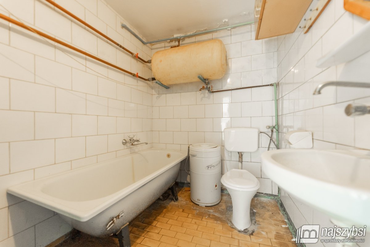 Chojna- dom do remontu z dużą działką (17)