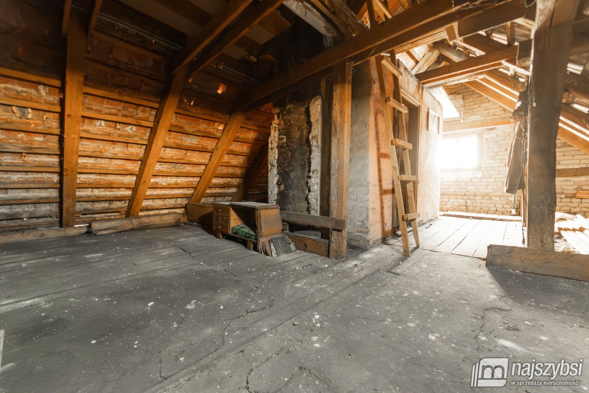 Chojna- dom do remontu z dużą działką (22)