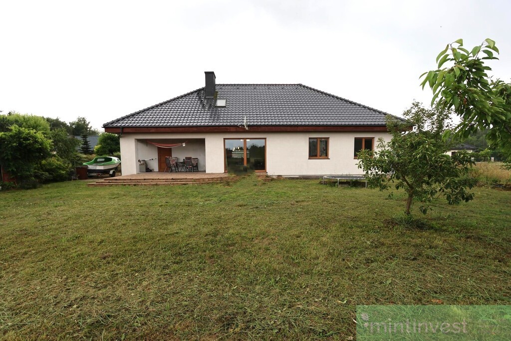 PRZESTRONNY DOM POD GOLENIOWEM (1)