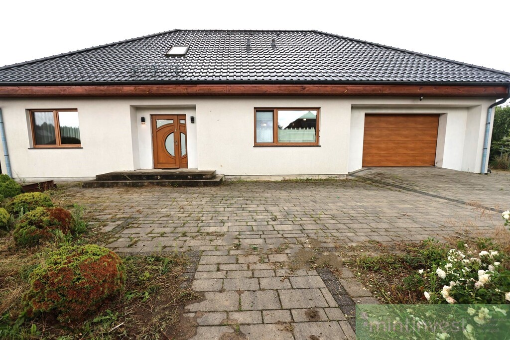 PRZESTRONNY DOM POD GOLENIOWEM (2)