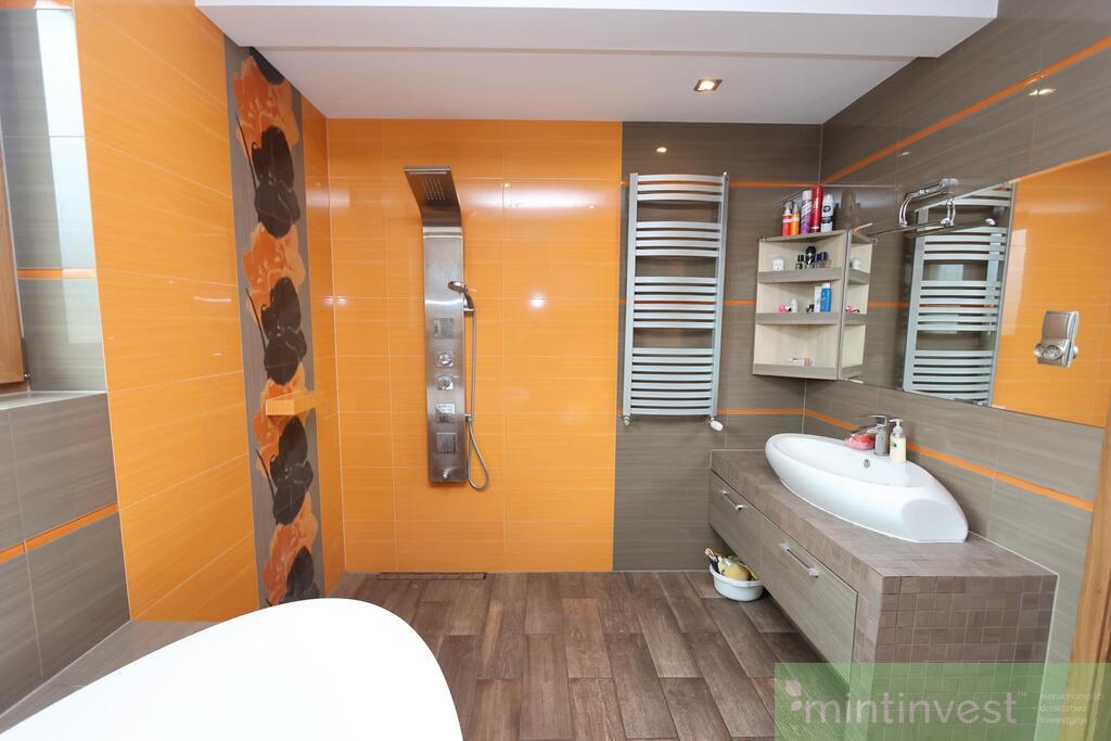 PRZESTRONNY DOM POD GOLENIOWEM (12)