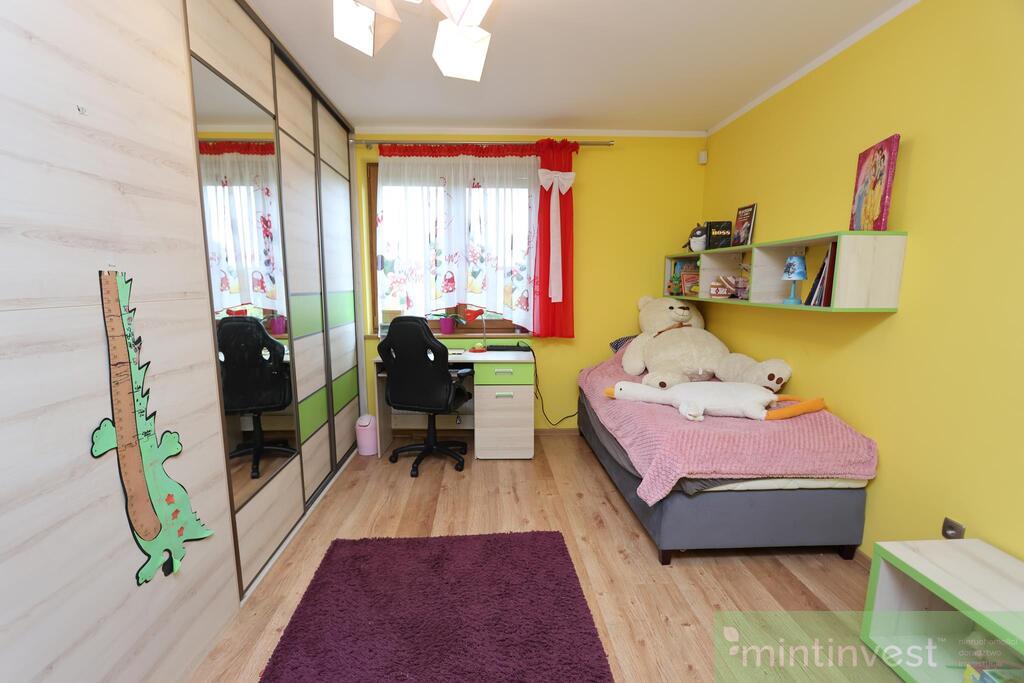 PRZESTRONNY DOM POD GOLENIOWEM (16)