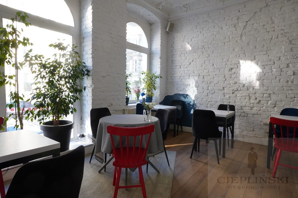 Lokal na sprzedaż w Sercu Szczecina (2)