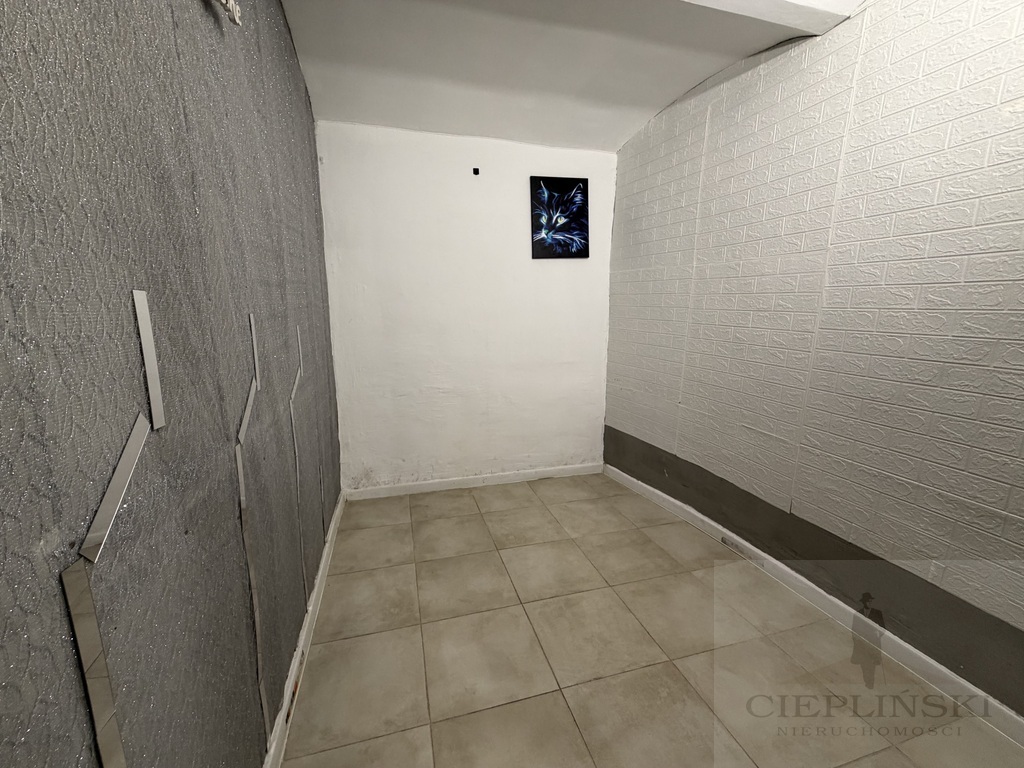 Lokal usługowy 100 metrów od Placu Odrodzenia (3)