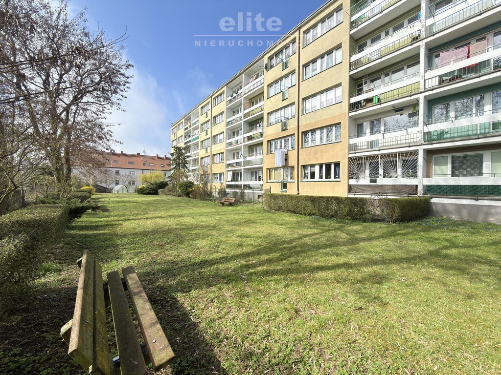 Nowoczesne 2 pok + garderoba i piwnica. (6)