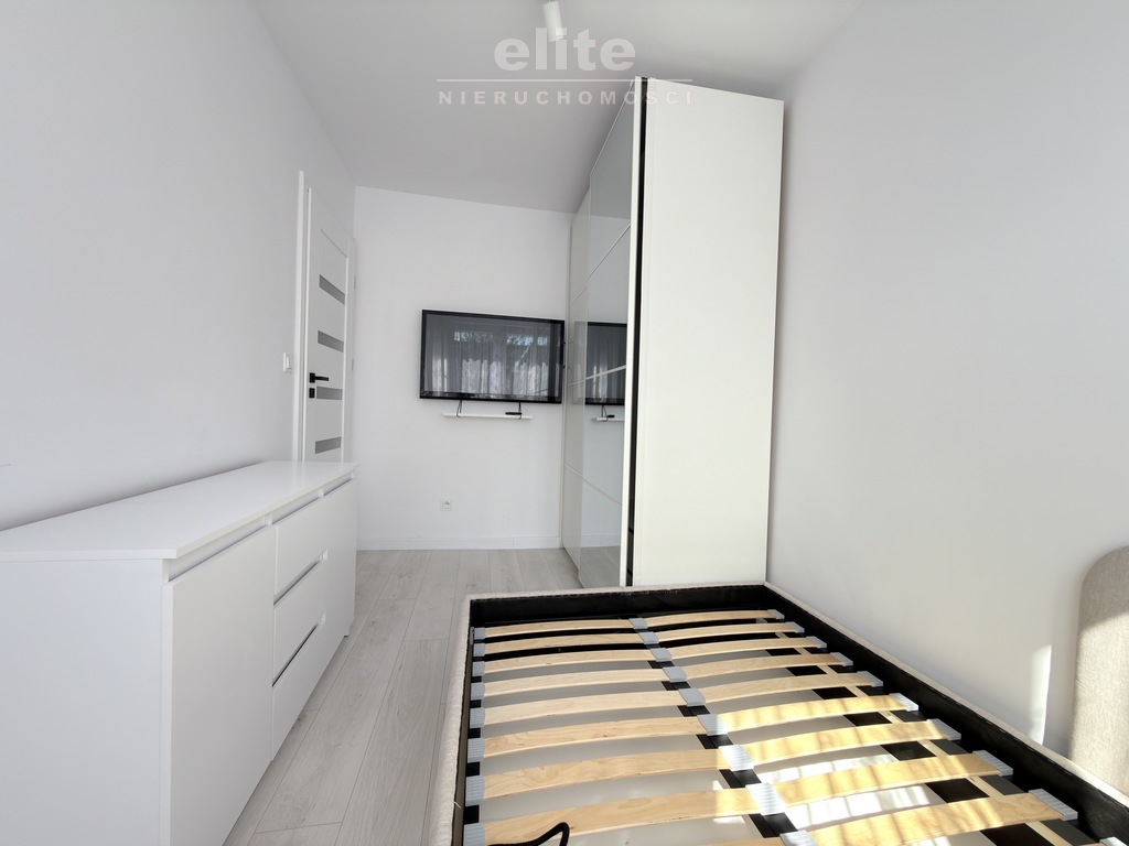 Nowoczesne 2 pok + garderoba i piwnica. (8)