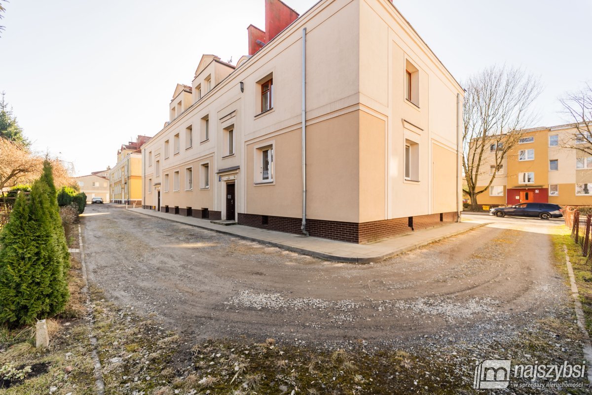 STARGARD- 3 POKOJE 2 PIĘTRO (6)