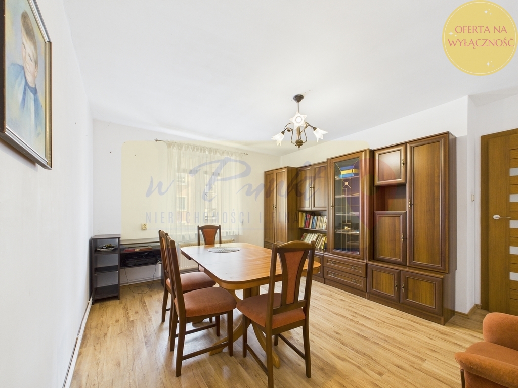 Mieszkanie 3 pokojowe w dobrej lokalizacji (1)