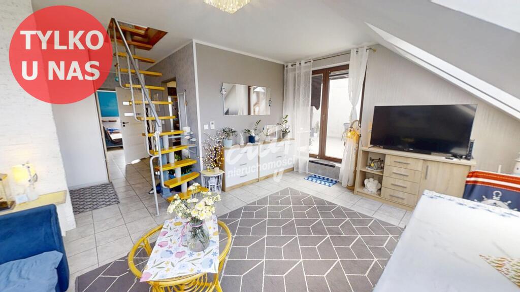 2 pokoje z dużym tarasem oraz miejscem postojowym (1)