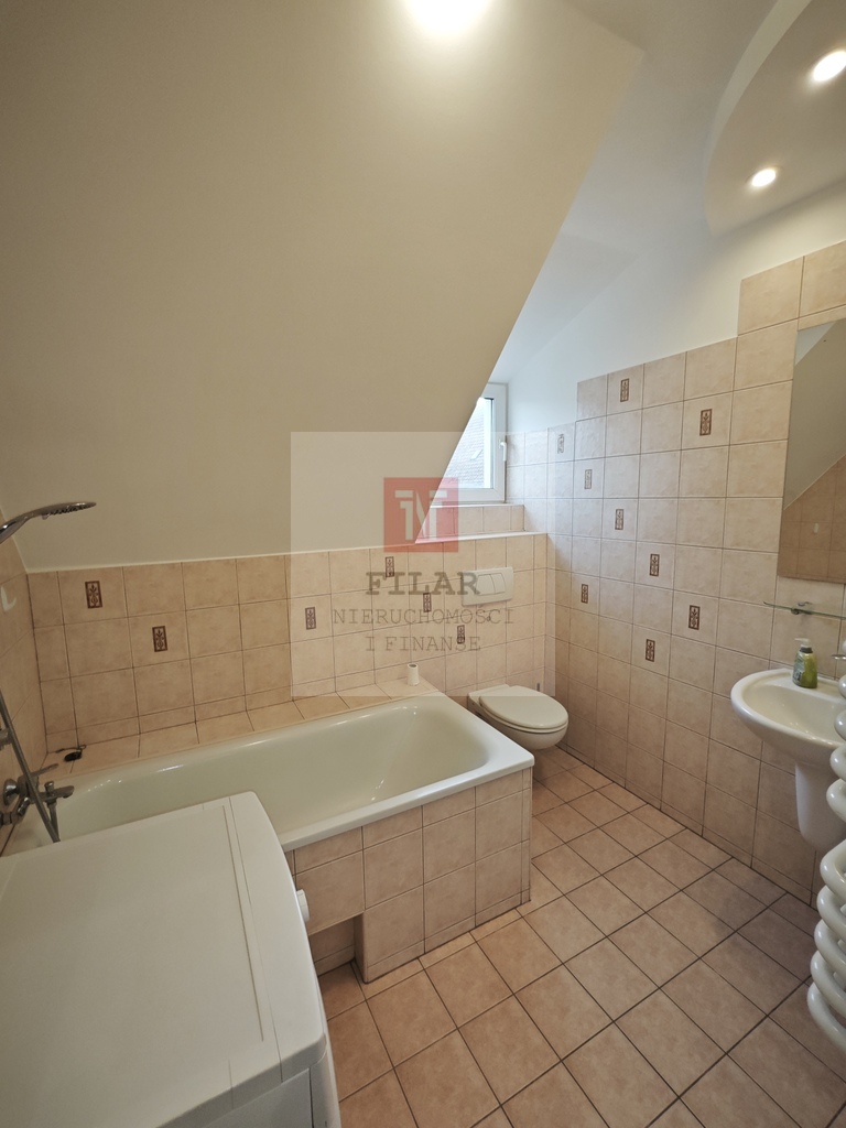 Duża, jasna kawalerka na wynajem, Stare Miasto. (10)