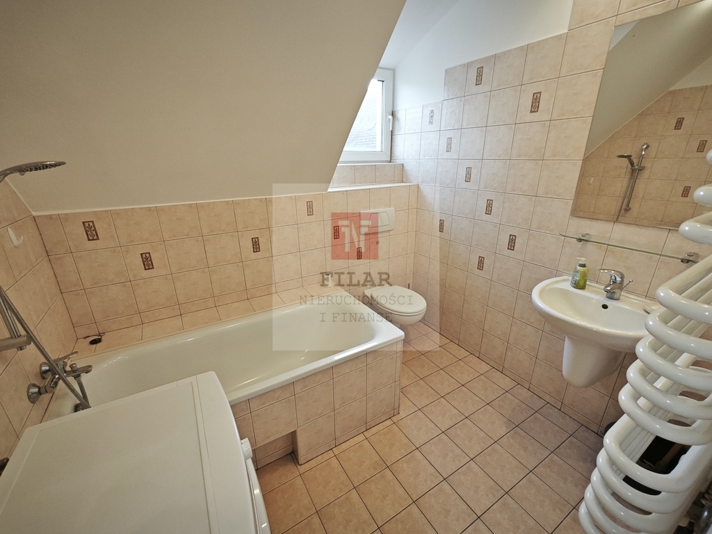 Duża, jasna kawalerka na wynajem, Stare Miasto. (11)