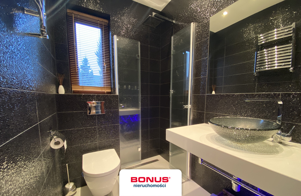 Komfortowy dom z zadbanym ogrodem (7)