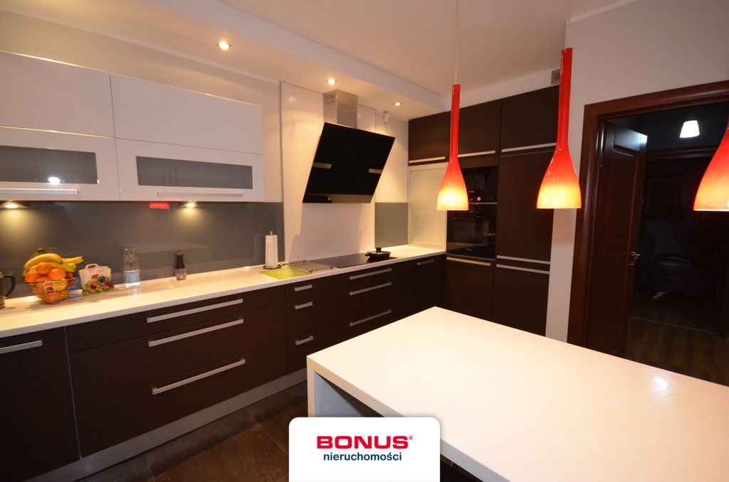 Komfortowy dom z zadbanym ogrodem (5)