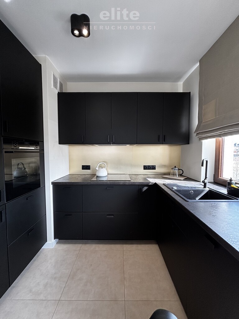 Warzymice, 3 pokoje, balkon, m. postojowe, piwnica (5)