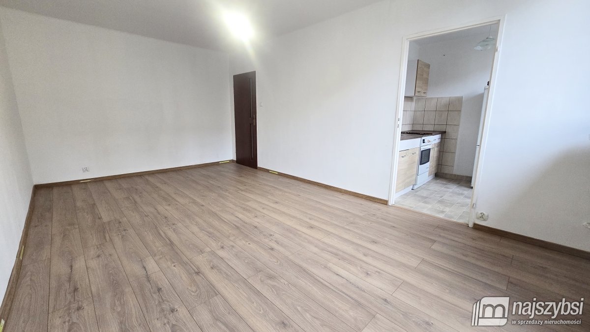 Goleniów -  Centrum 2 pokoje PARTER ul. Barnima (7)