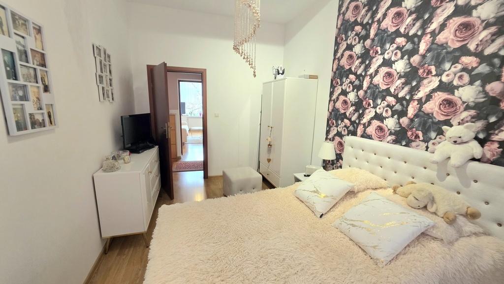 Centrum, I piętro, miejsce parkingowe (24)