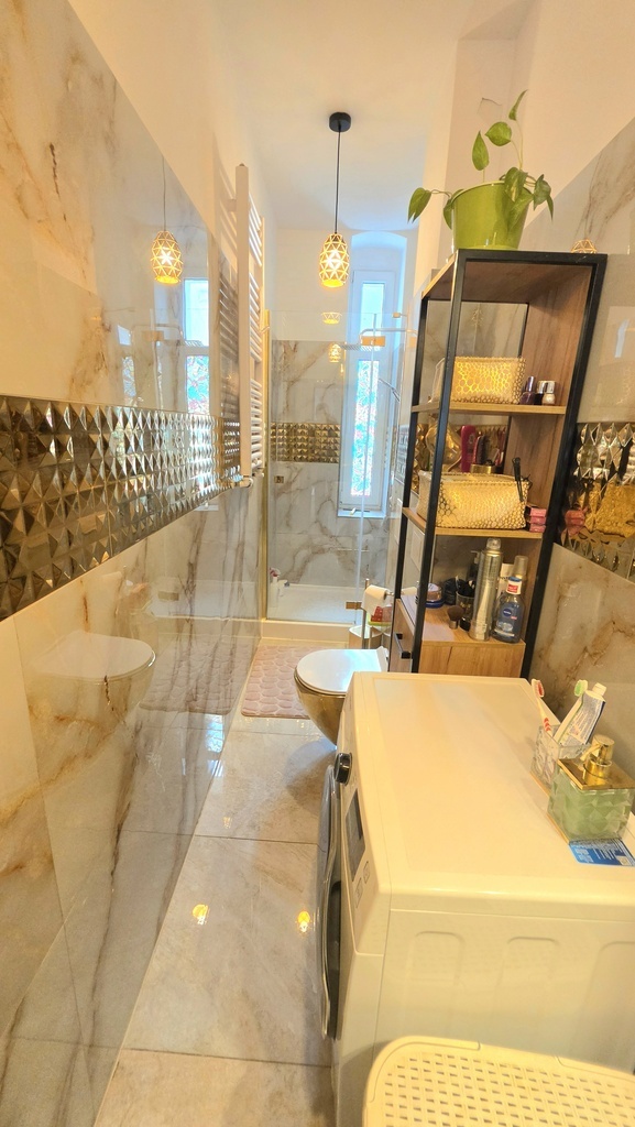 Centrum, I piętro, miejsce parkingowe (21)