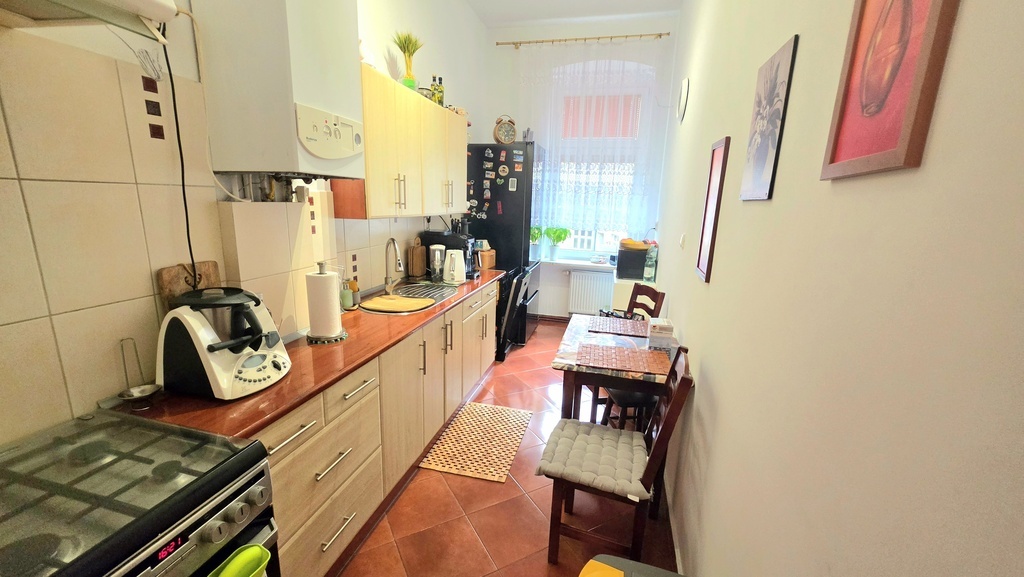 Centrum, I piętro, miejsce parkingowe (4)