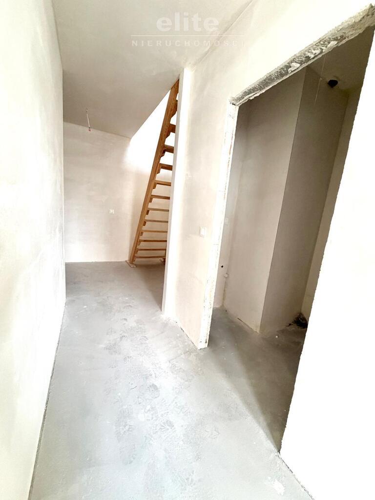 Nowe Miasto, 3 pok. z tarasem i balkonem, winda (5)