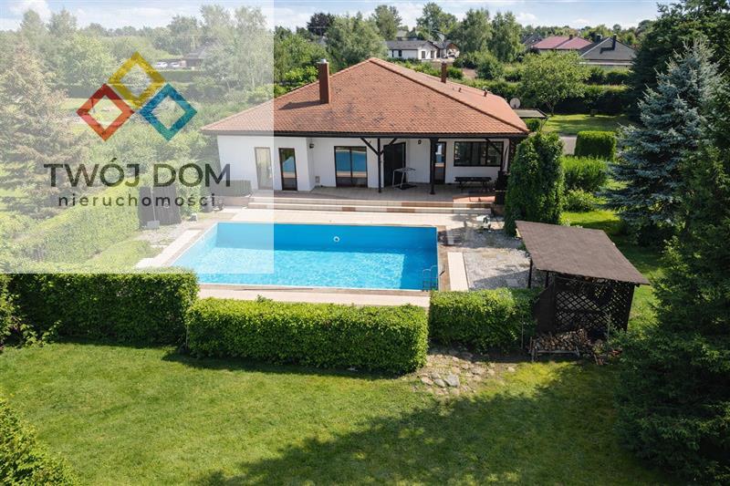 Dom wolnostojący - Chałupy   (1)