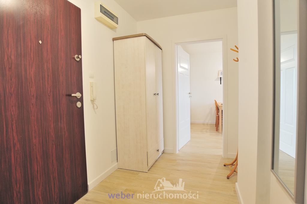 Przytulne i komfortowe mieszkanie z garażem (9)