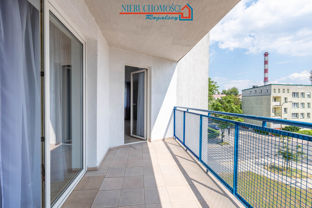 Duże mieszkanie - częściowo umeblowane (9)