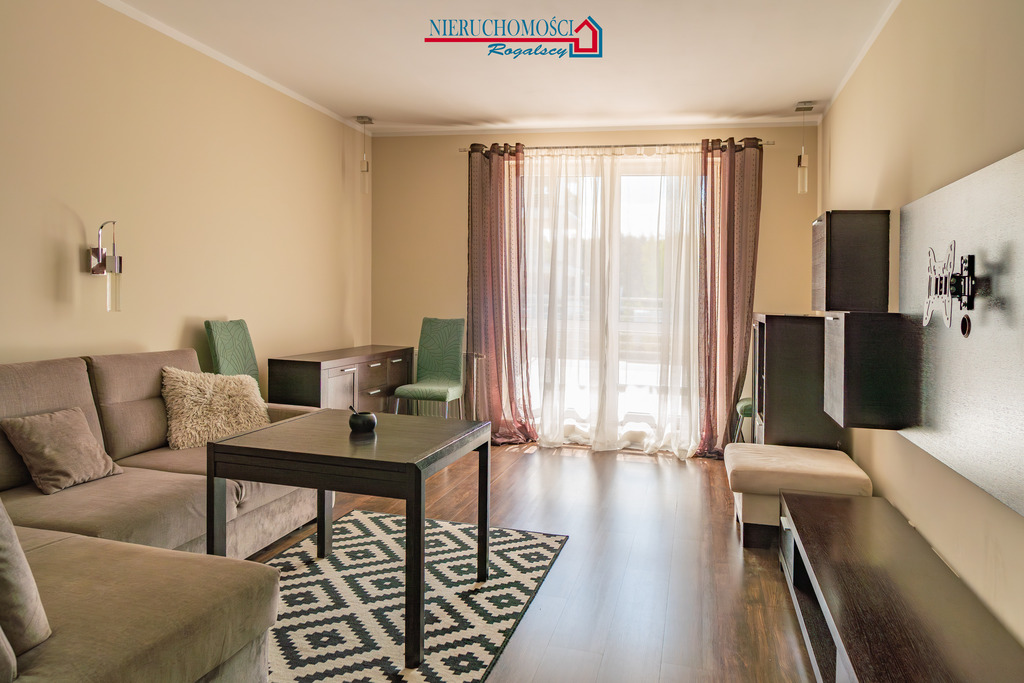 Mieszkanie dwupokojowe z oddzielną kuchnią (1)