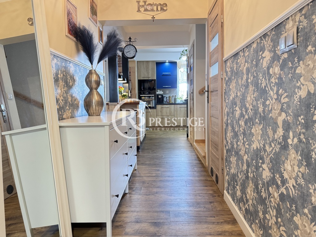 Dom nad jeziorem Szadzko - własna linia brzegowa (10)