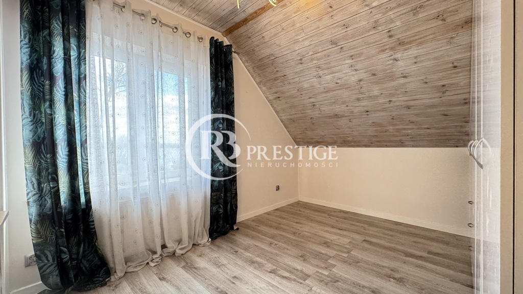 Dom nad jeziorem Szadzko - własna linia brzegowa (12)