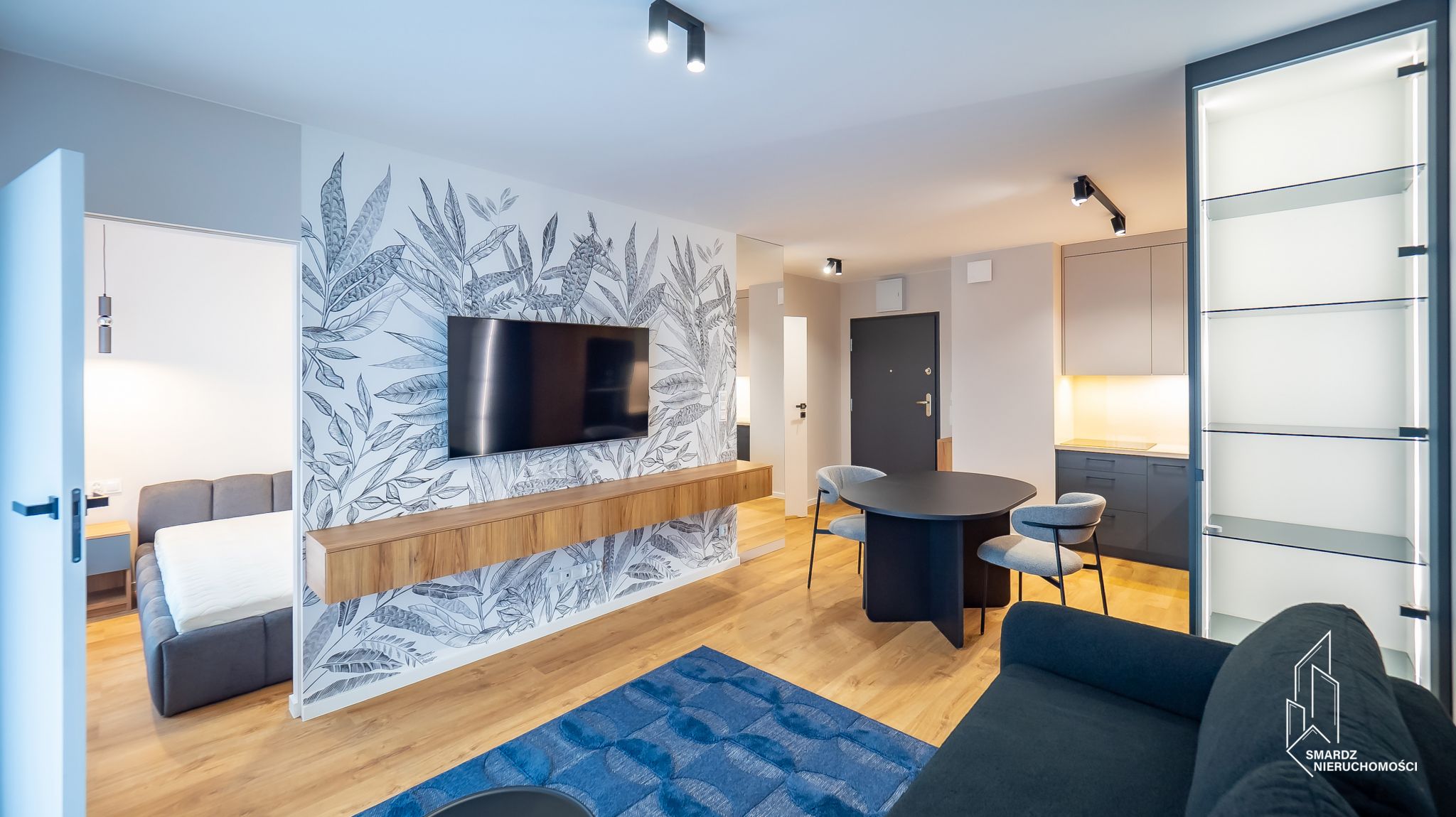 Gotowe do zamieszkania, w pełni umeblowane 2 pokojowe mieszkanie. (10)