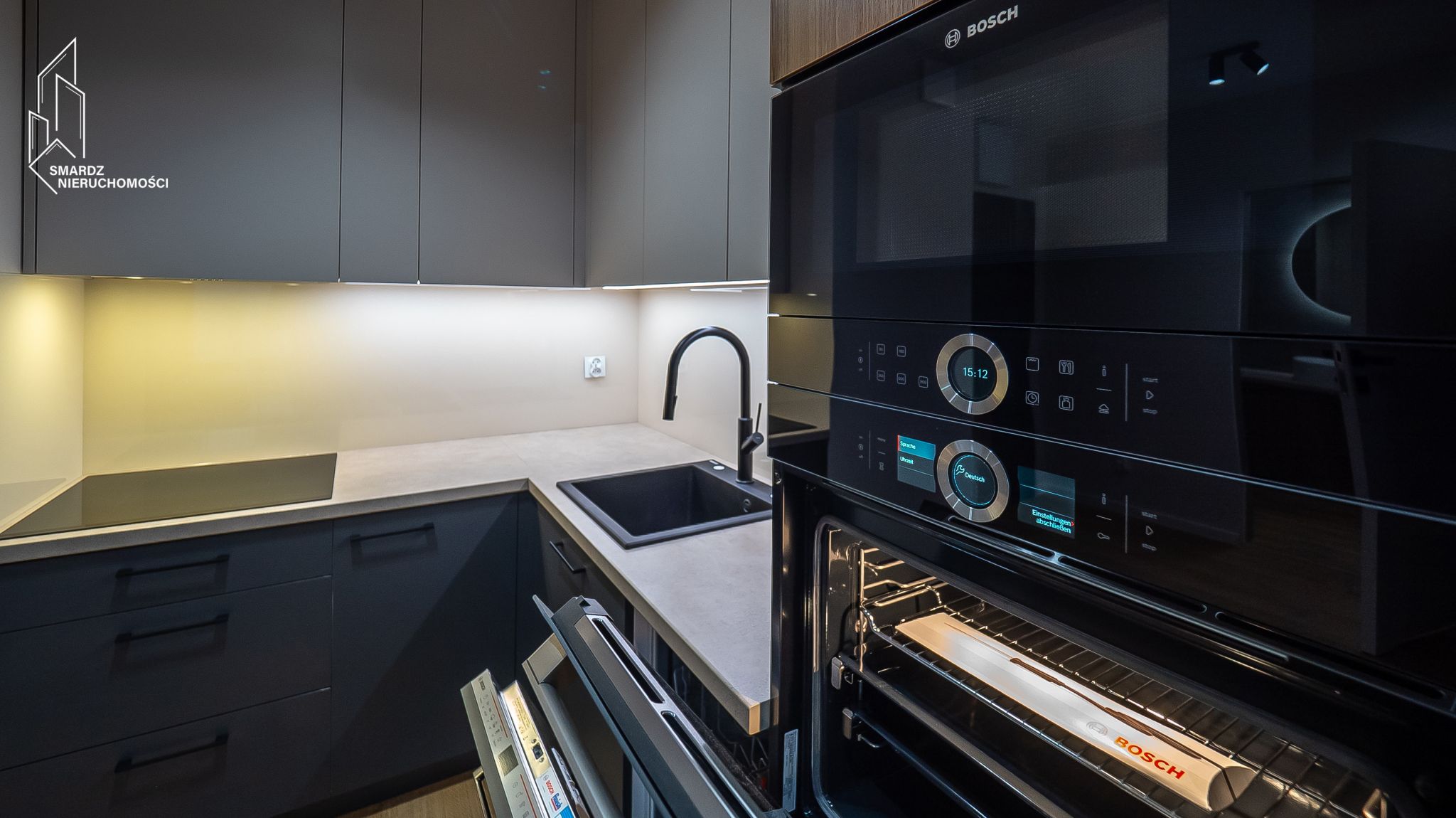 Gotowe do zamieszkania, w pełni umeblowane 2 pokojowe mieszkanie. (100)