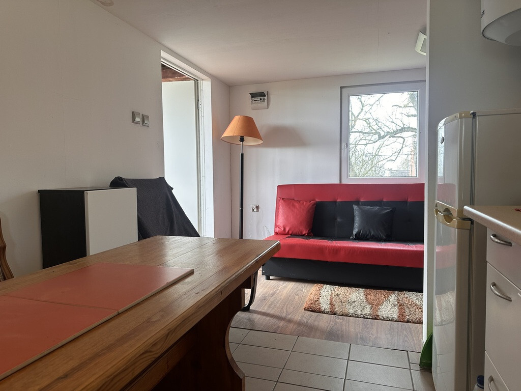 Działka nad jeziorem Miedwie z małym domkiem (7)