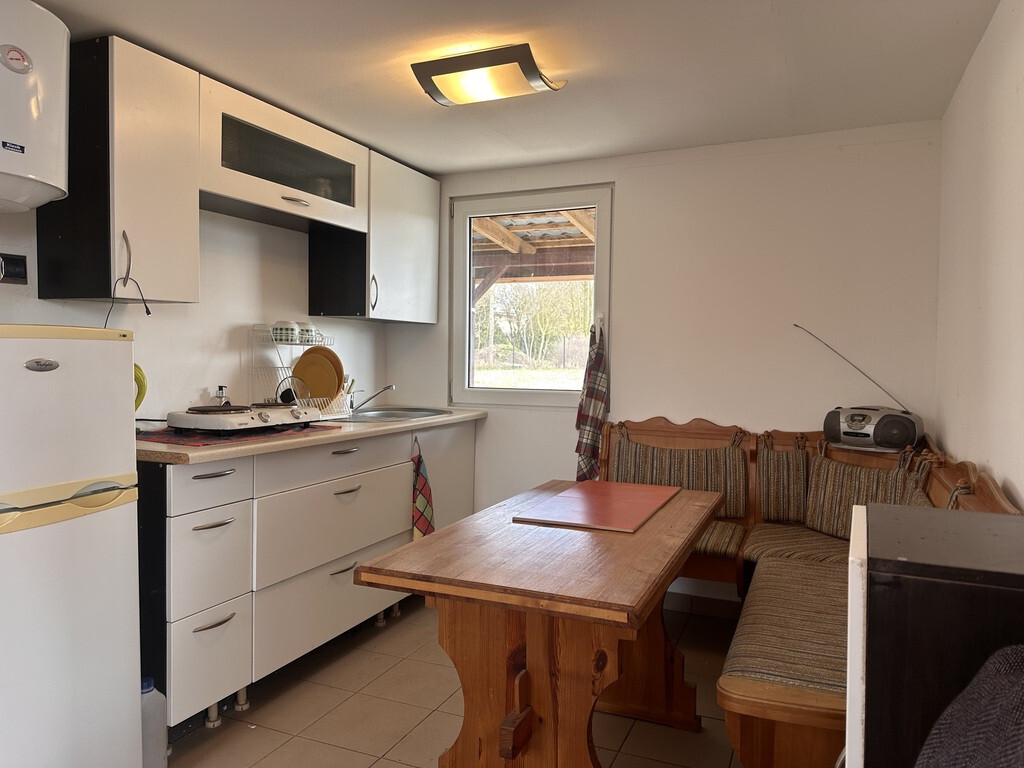 Działka nad jeziorem Miedwie z małym domkiem (9)