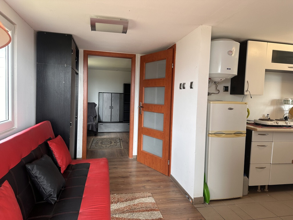 Działka nad jeziorem Miedwie z małym domkiem (8)