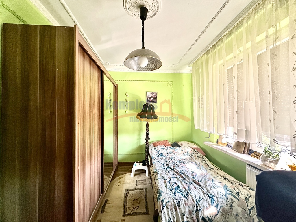 Dom w atrakcyjnej lokalizacji (6)