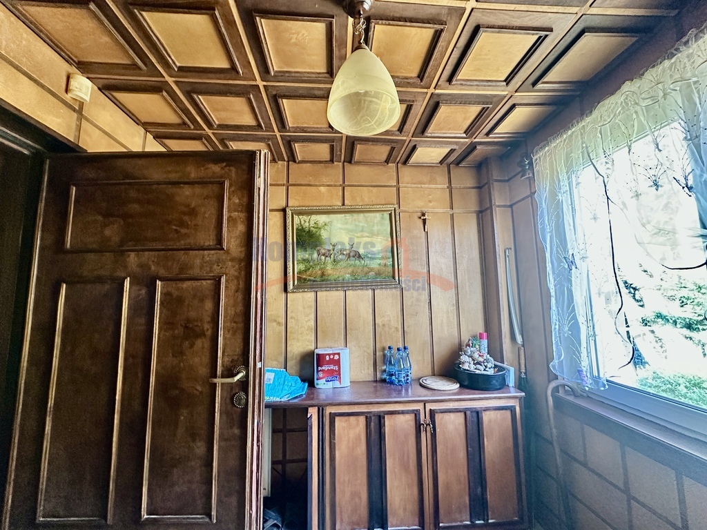 Dom w atrakcyjnej lokalizacji (8)