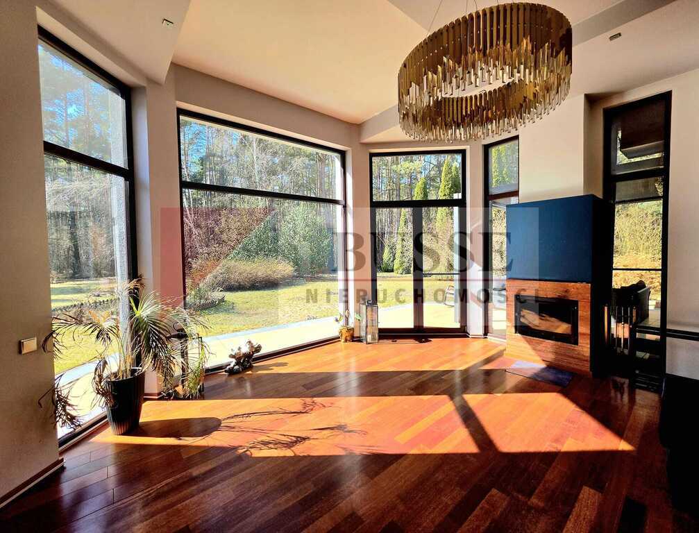 Dom przy ścianie lasu na dużej działce! (6)