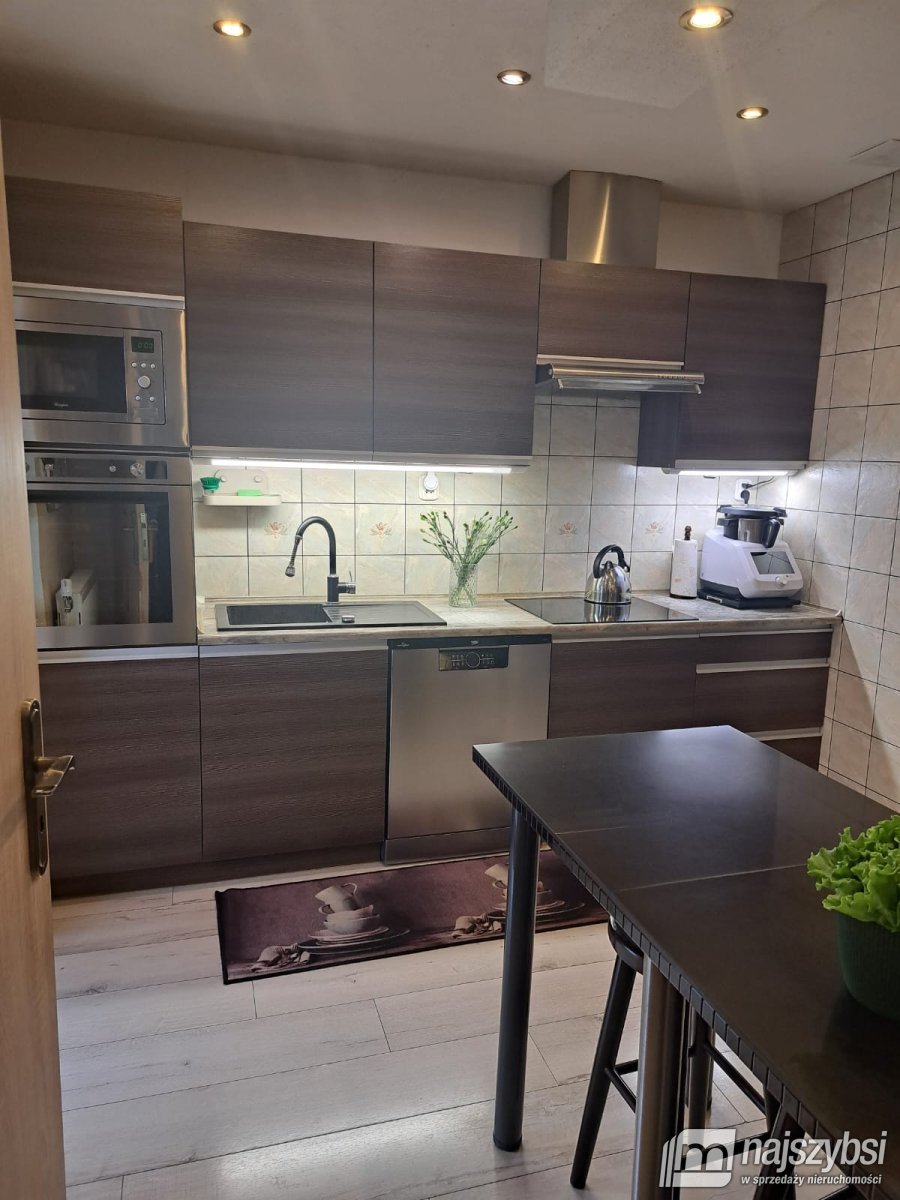 Krzywin -  dom wolnostojący z dużą działką (10)