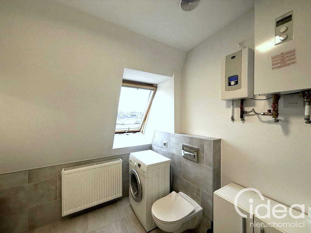 Centrum, piękna kawalerka po remoncie (6)