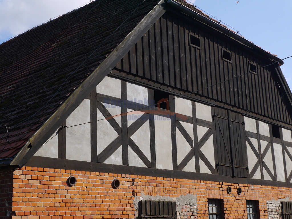 Do sprzedaży  3 budynki gospodarcze. (1)