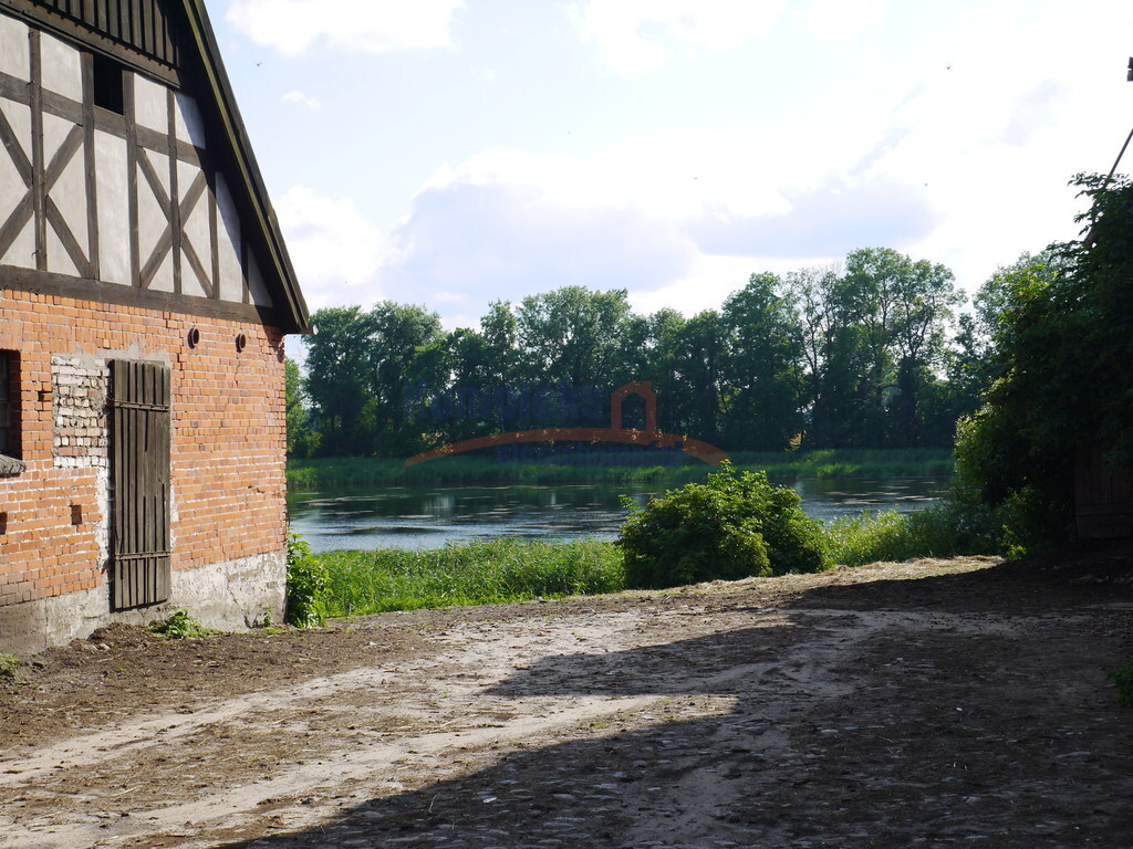 Do sprzedaży  3 budynki gospodarcze. (13)