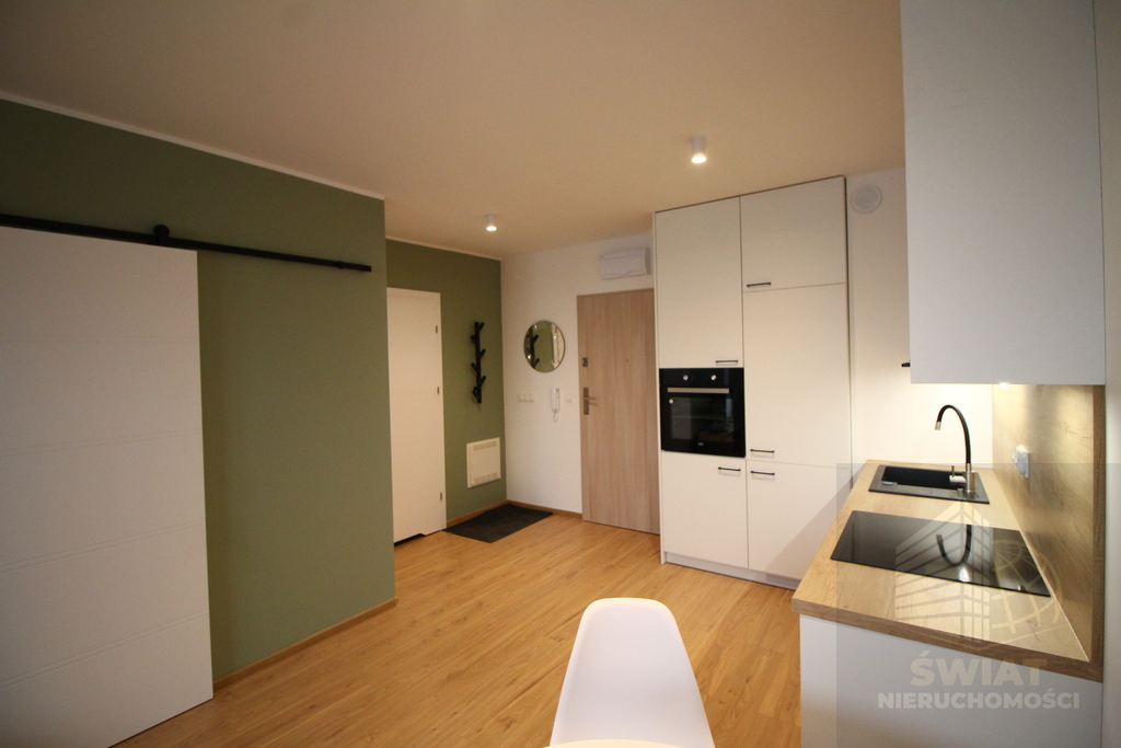 2 pokoje z balkonem i miejscem parkingowym (2)