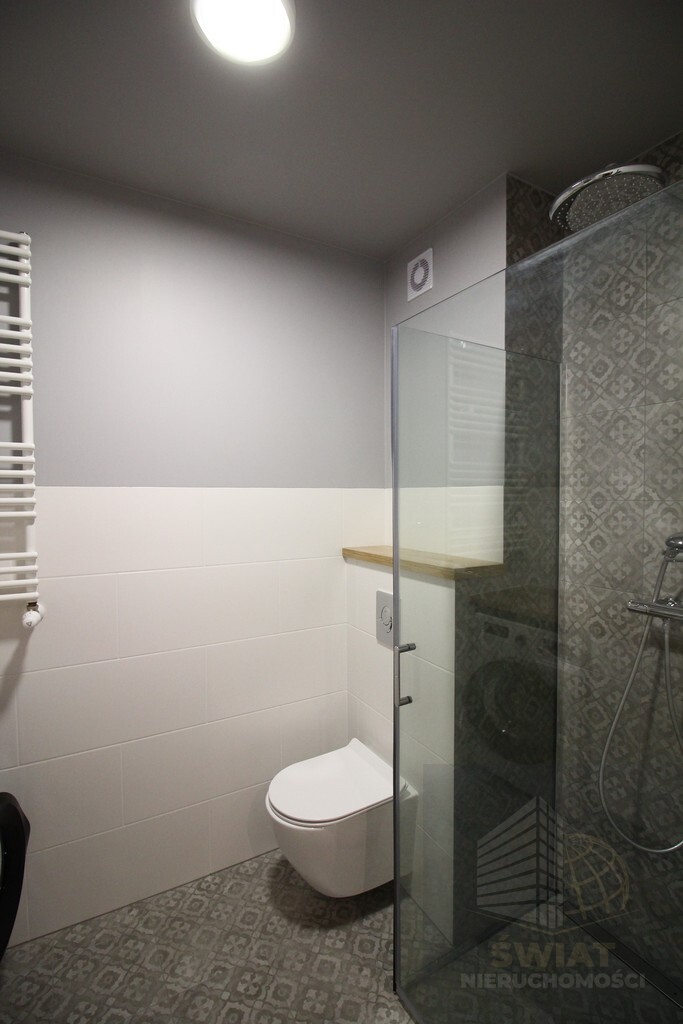 2 pokoje z balkonem i miejscem parkingowym (7)