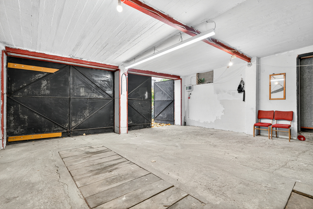 Mega okazja! 3 pokoje + garaż + ogród! (16)