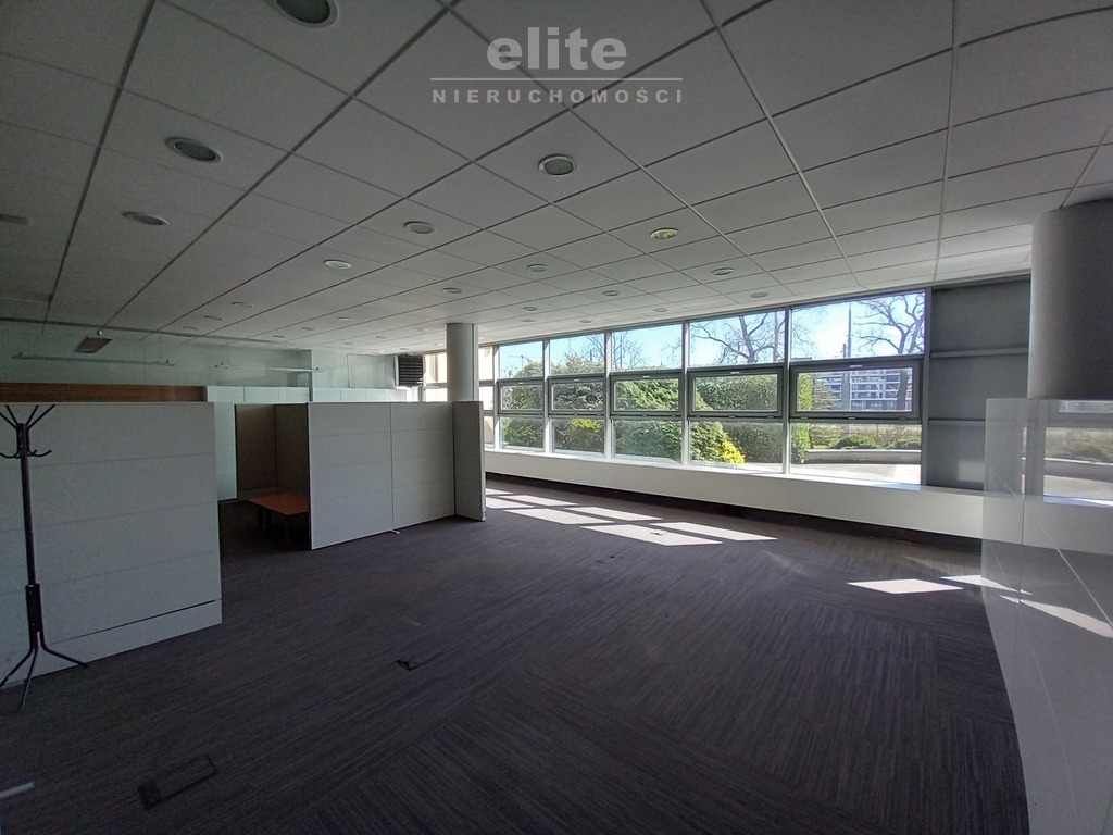 Wyjątkowy lokal użytkowy z widokiem na Odrę 202 m2 (7)